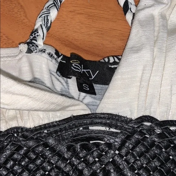 NWOT Sky Leather Waist Band Flowy Tank